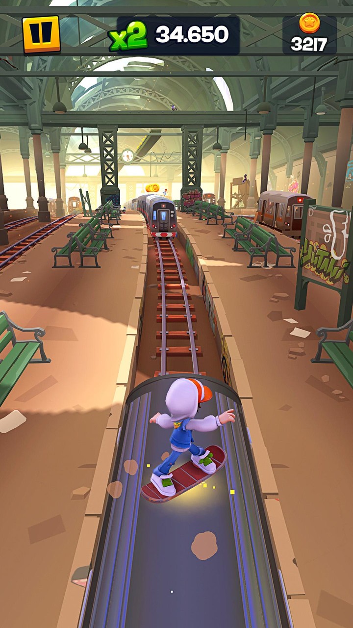 Subway Surfers-Hoverboard HeroesMod  Apk v1.6.0(Unlimited coins)